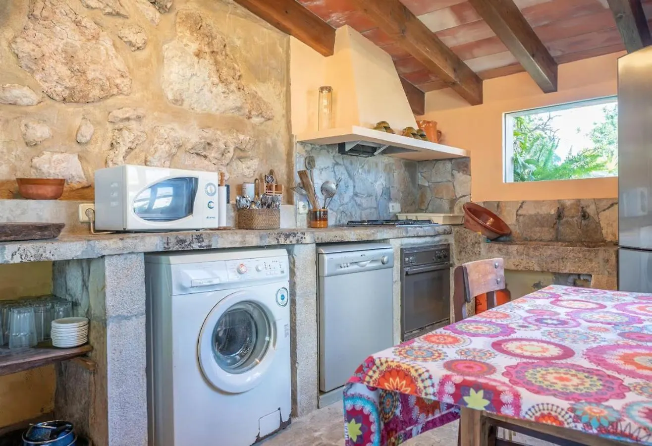 סלבה Villa Es Barracar